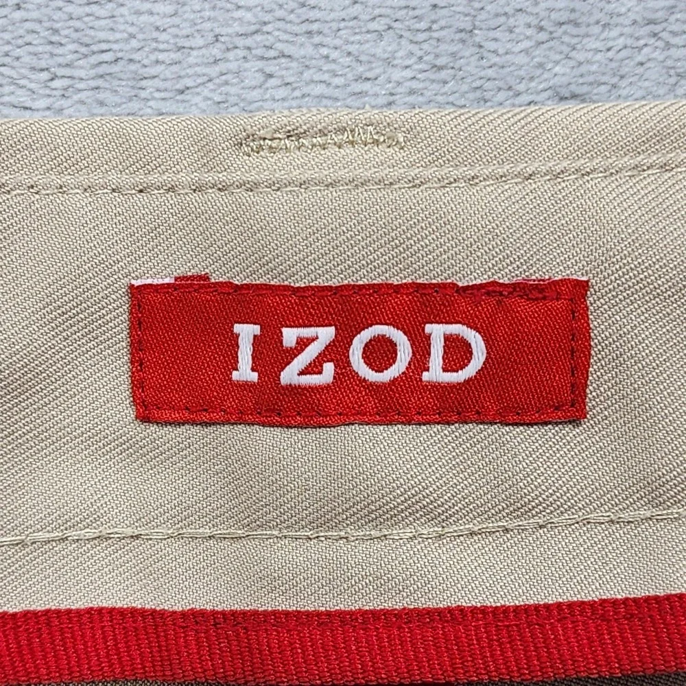 IZOD Shorts Mens 42 Beige Microfiber Chino Flat Front 10 Inseam Casual Summer